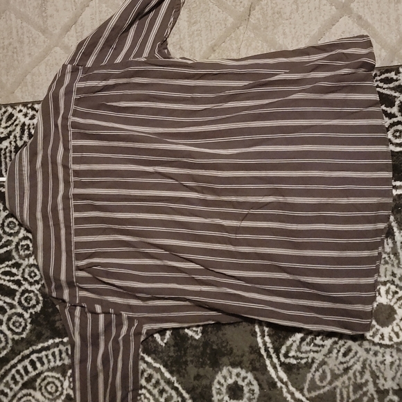 Polo Button Down - Picture 4 of 4